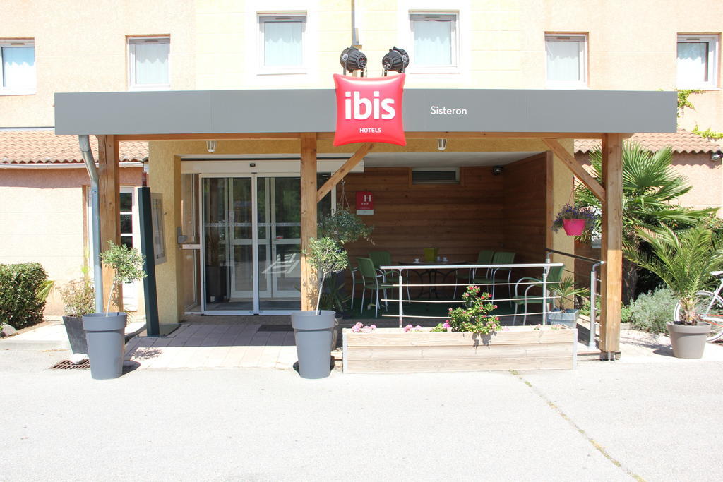 ホテル Ibis シストロン エクステリア 写真